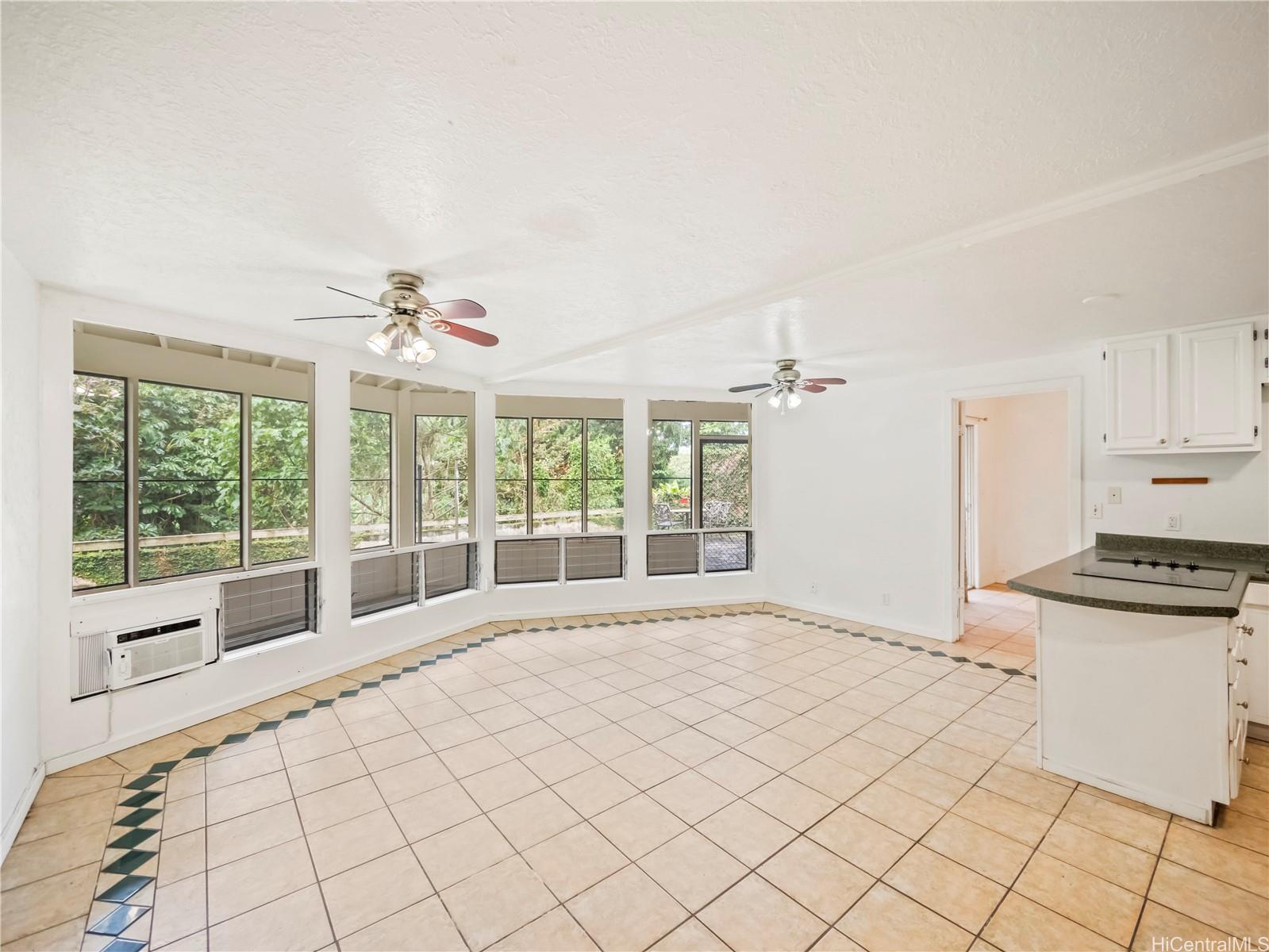 Photo 15 of 25