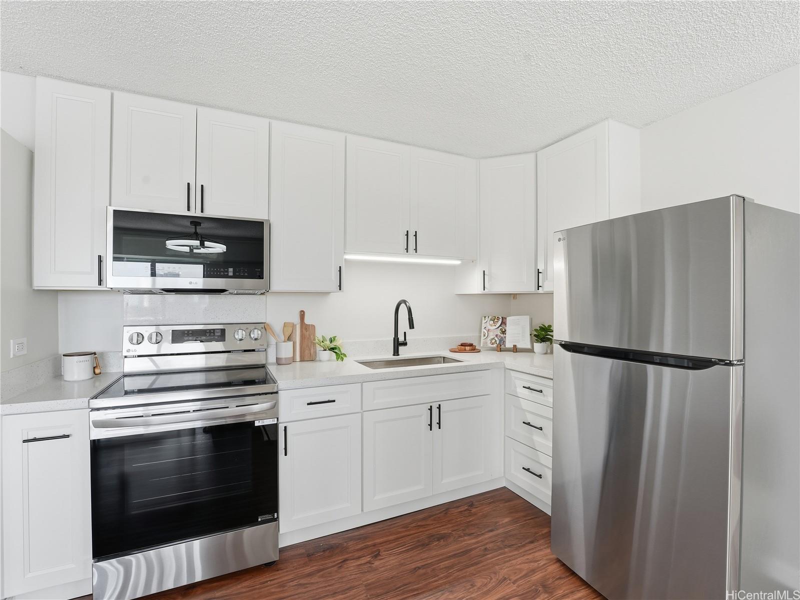 1616 Liholiho Street  Unit 404