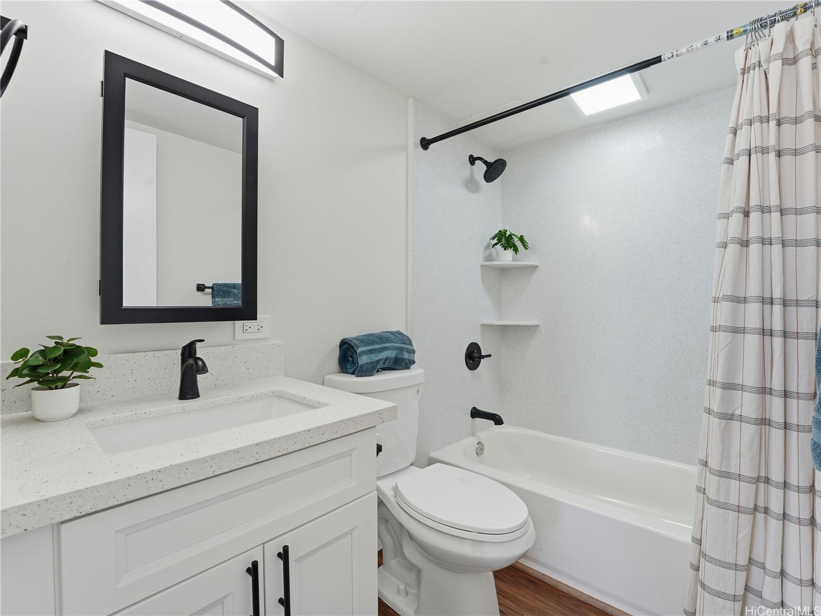 1616 Liholiho Street  Unit 404