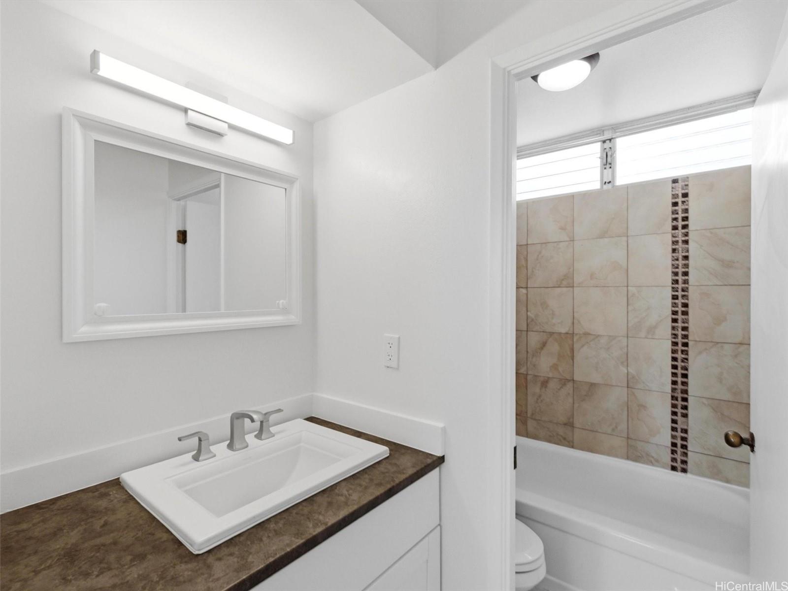 1122 Elm Street  Unit 809