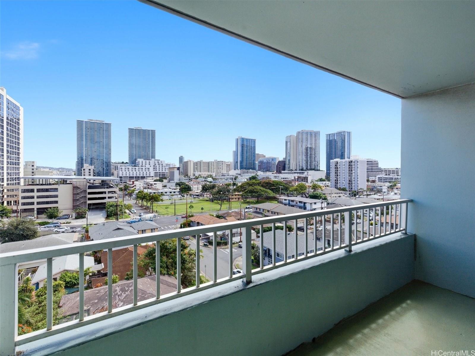 1122 Elm Street  Unit 809