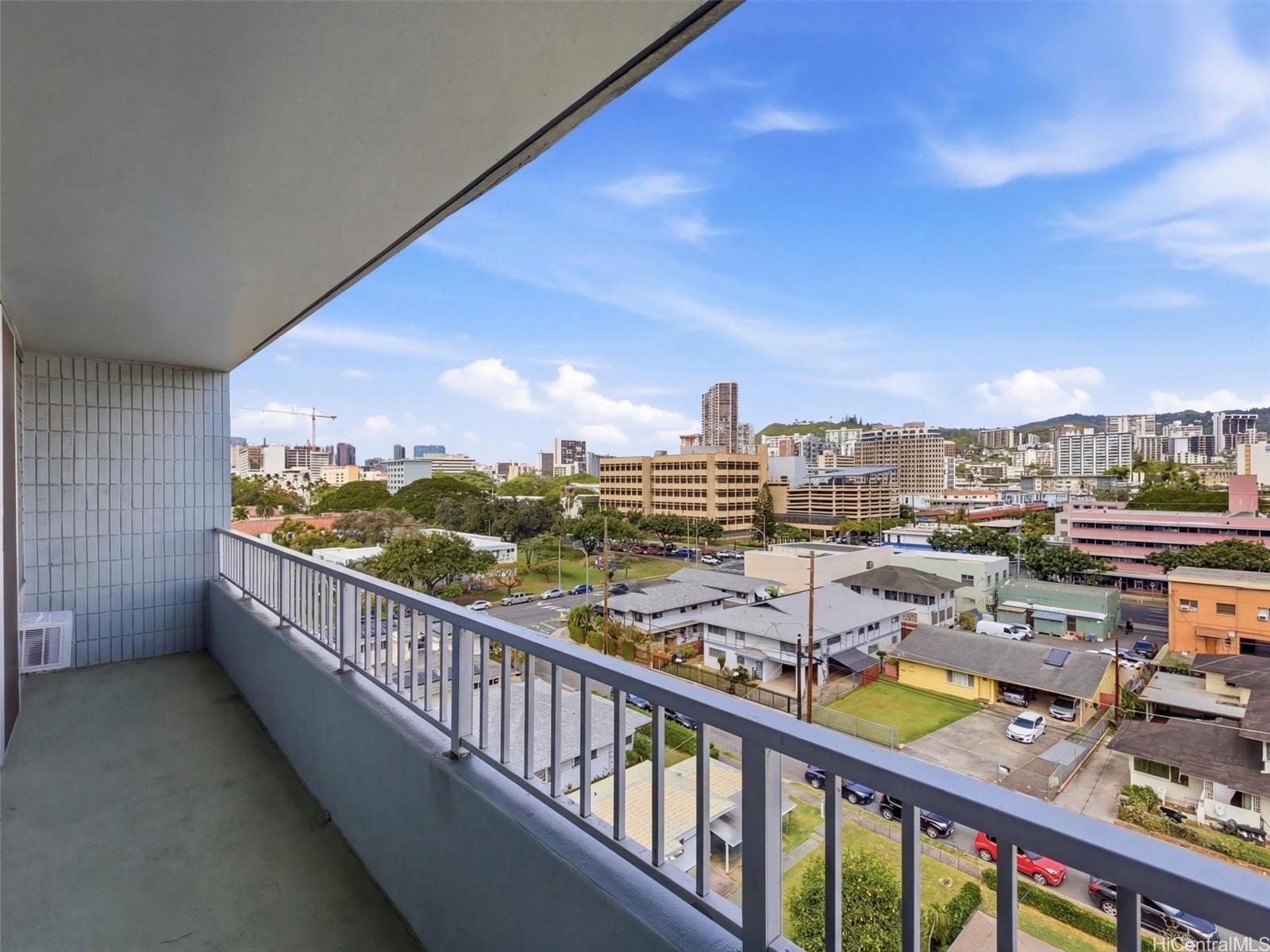 1122 Elm Street  Unit 809