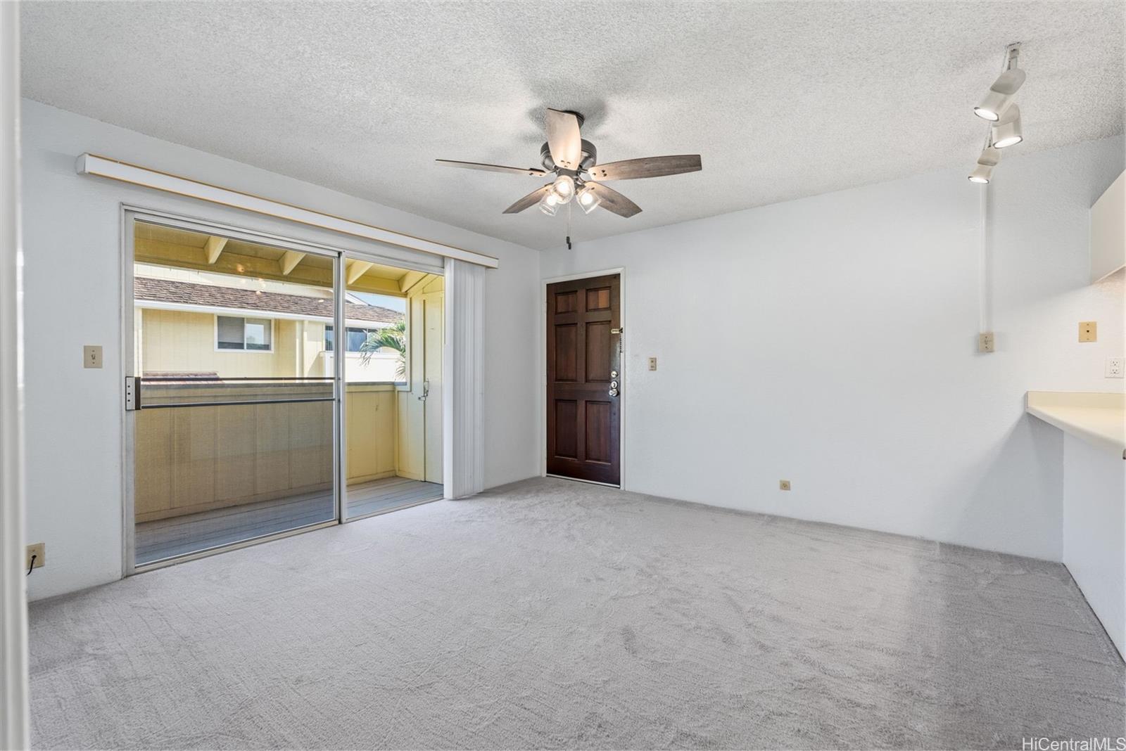 Photo 8 of 19