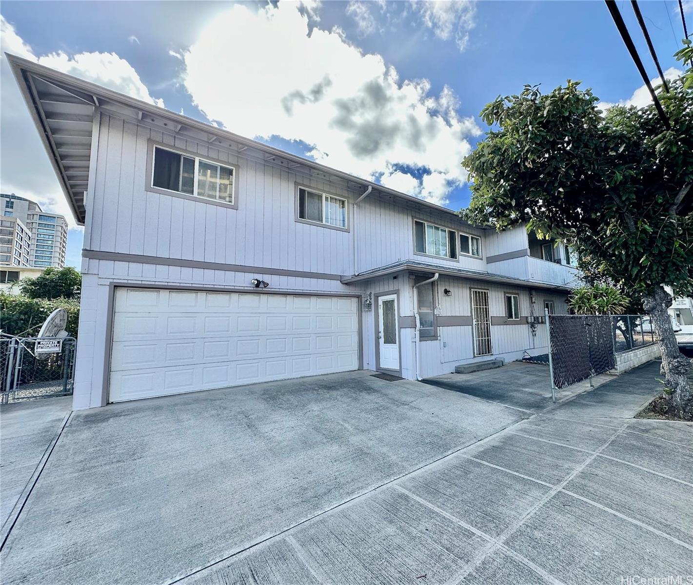 2205 Fern Street