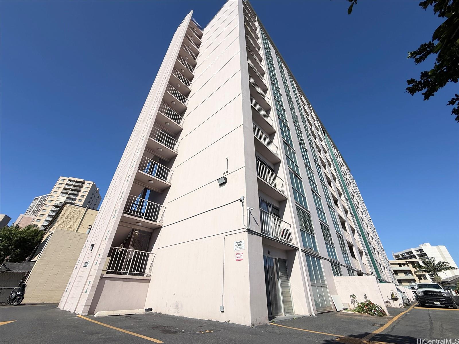 2440 Date Street  Unit 106