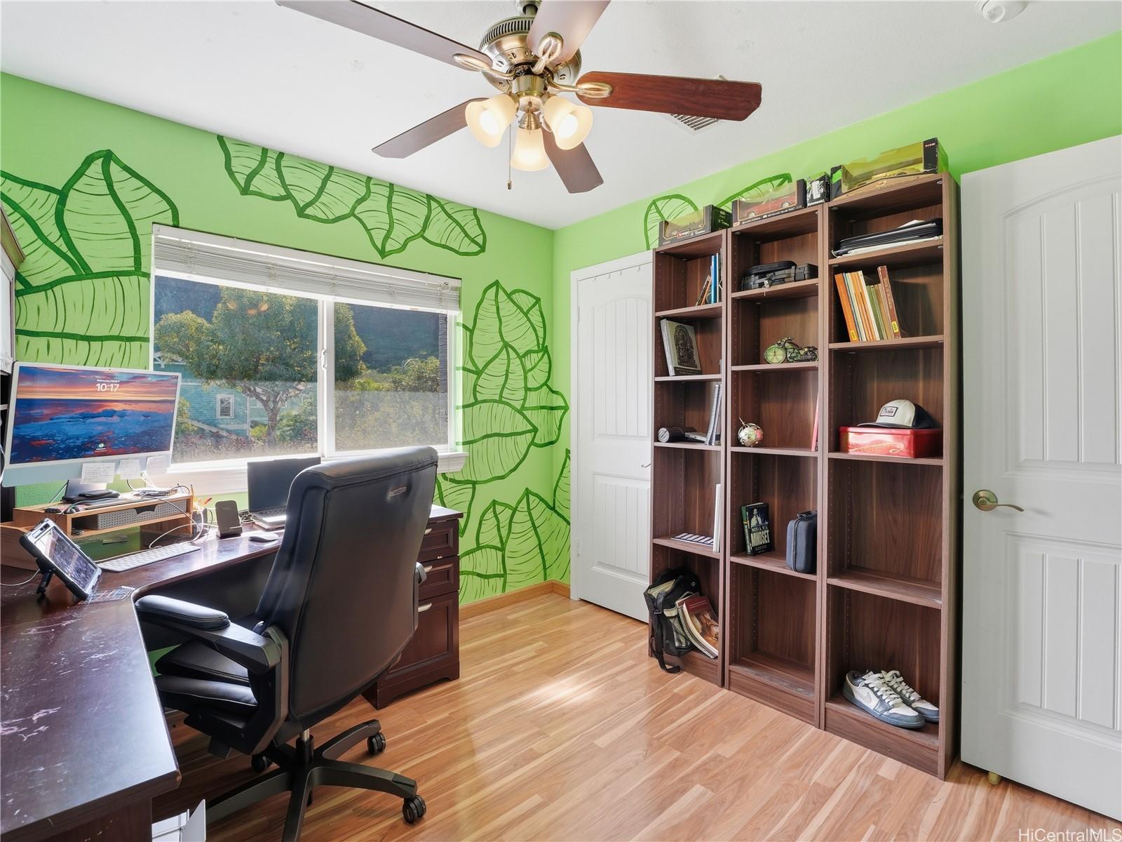 87-2201 Pakeke Street  Unit 65