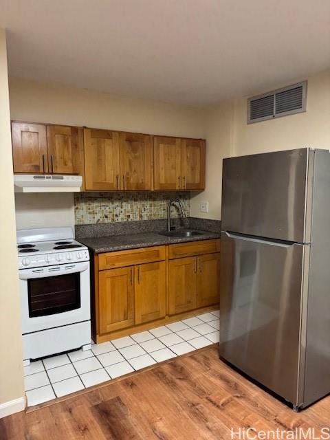 1088 Bishop Street  Unit 712