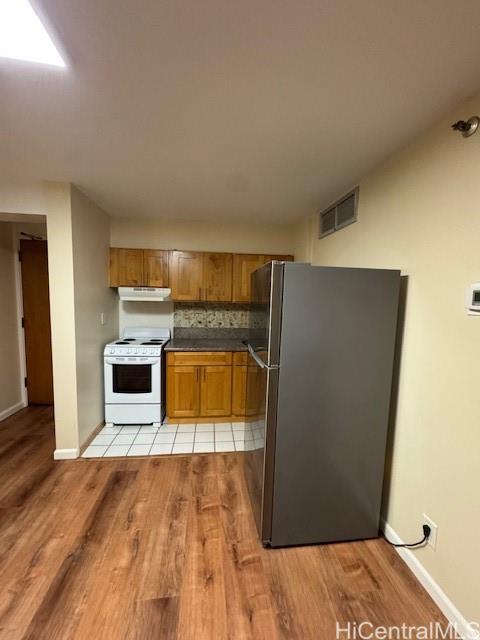 1088 Bishop Street  Unit 712
