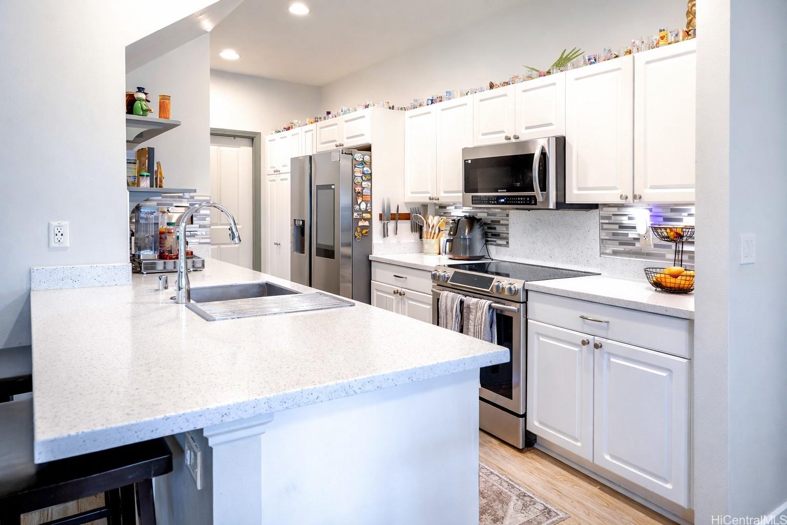 91-6221 Kapolei Parkway 539