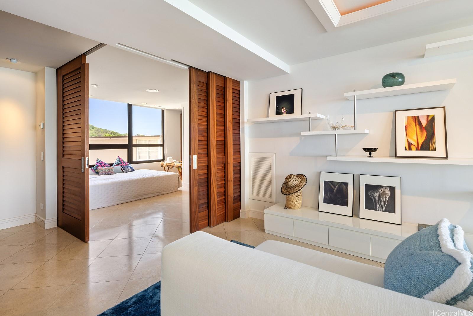 2979 Kalakaua Avenue  Unit 601