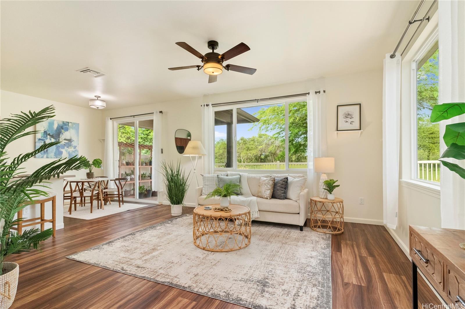 91-6221 Kapolei Parkway 516