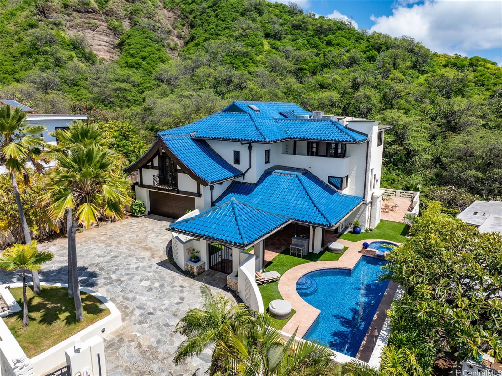 2999 Makalei Place