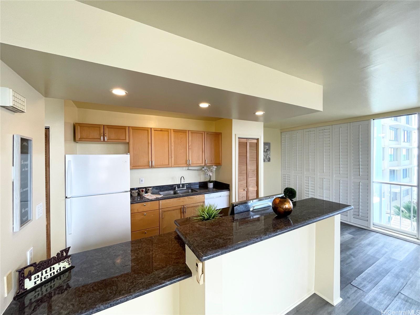 2801 Coconut Avenue  Unit 3H