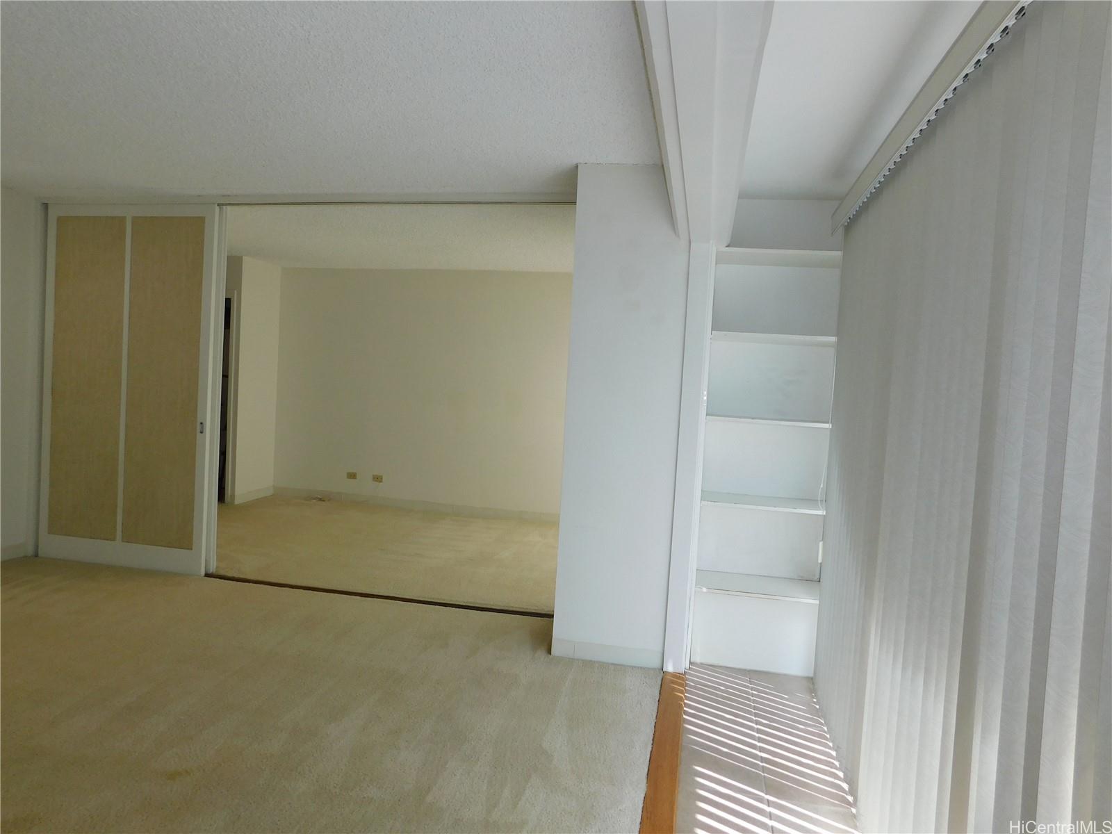 Photo 3 of 21