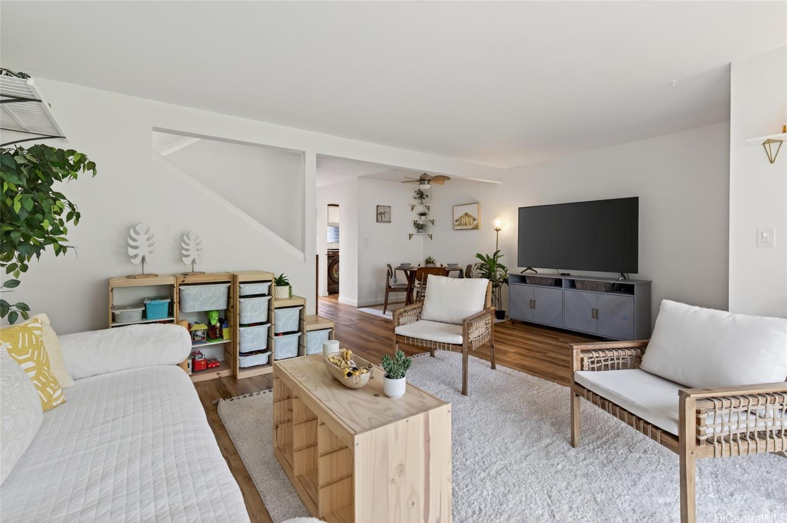 316-3 Molo Street  Unit 1803