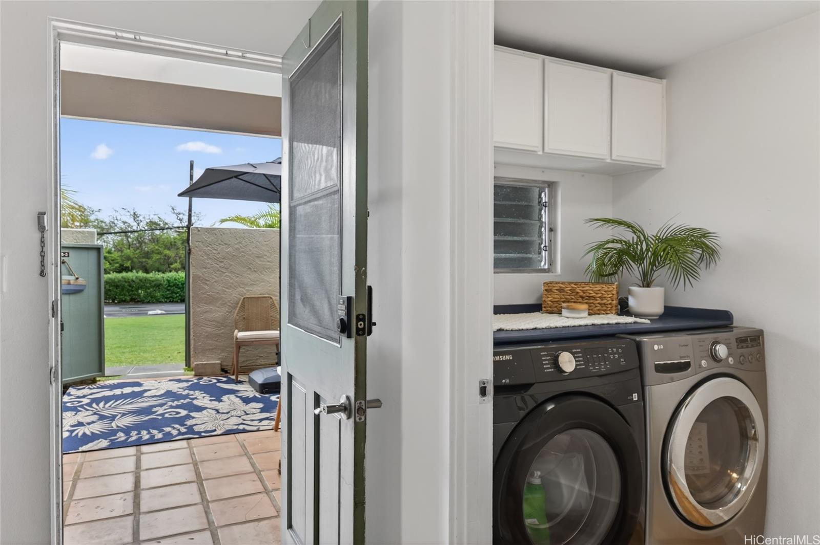 316-3 Molo Street  Unit 1803