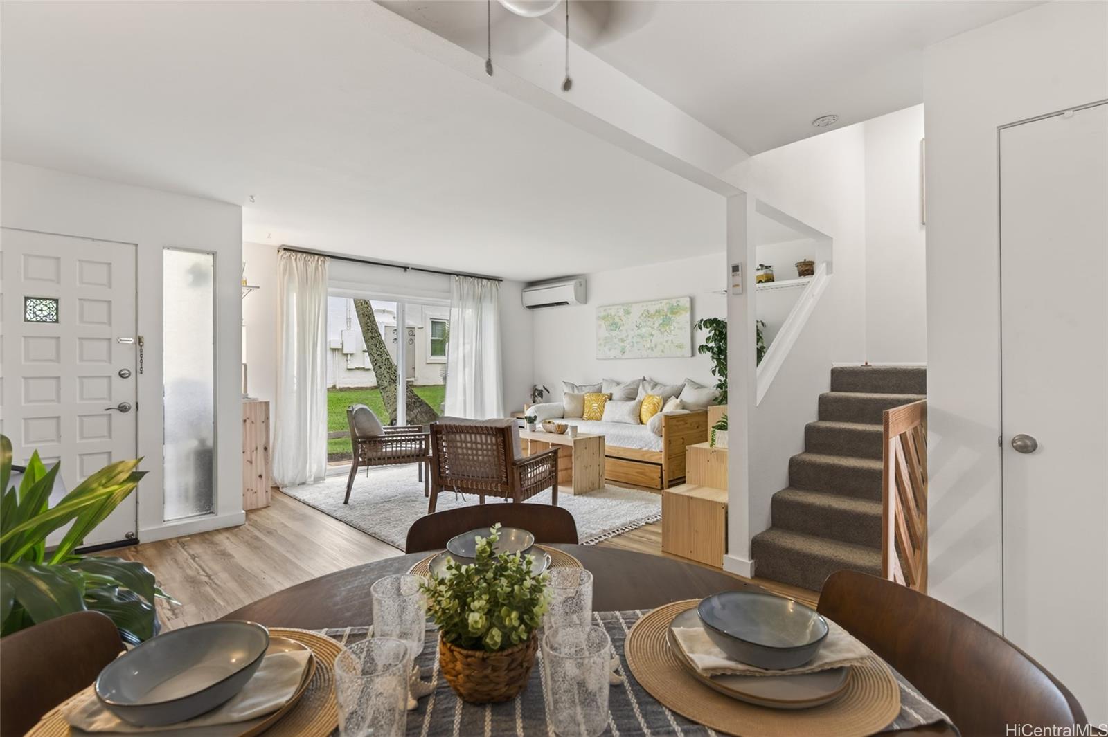316-3 Molo Street  Unit 1803