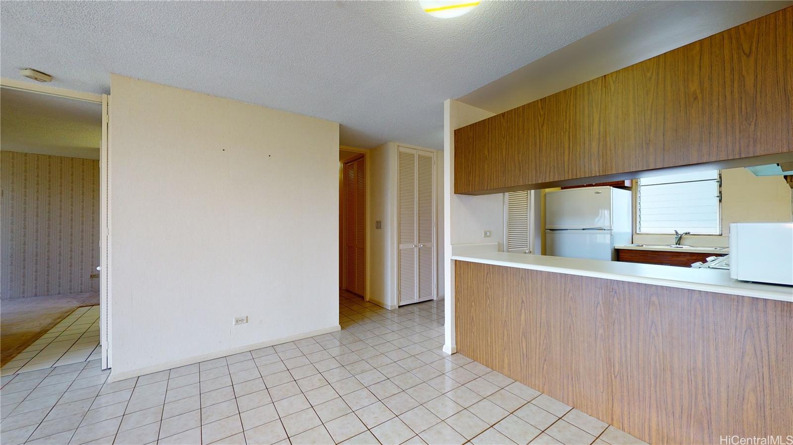 Photo 6 of 25