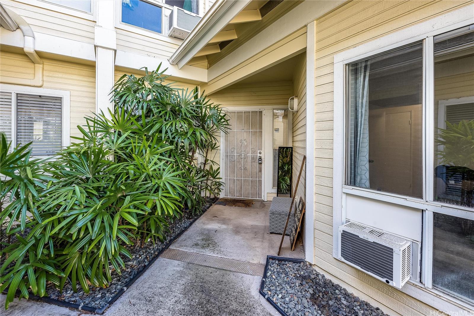 91-1088 Laaulu Street  Unit 18E