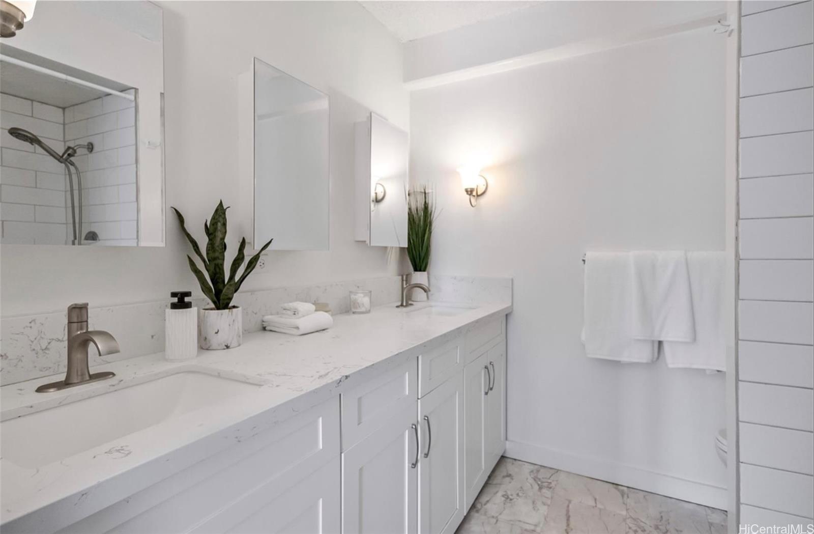 1655 Makaloa Street  Unit 812