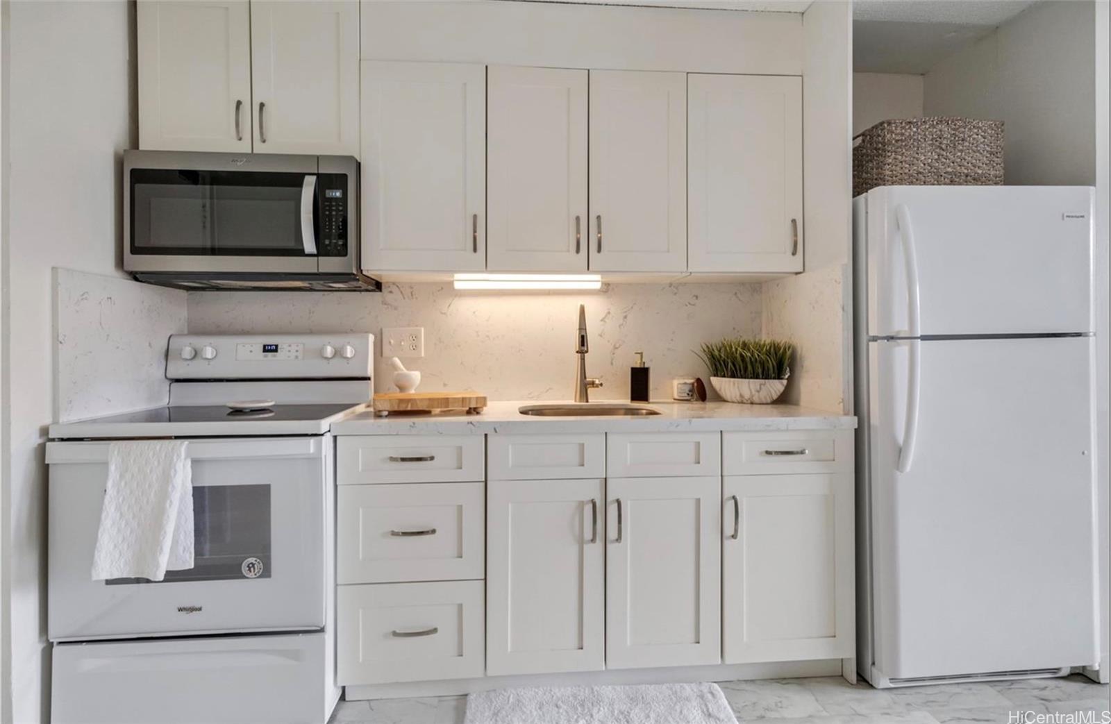 1655 Makaloa Street  Unit 812