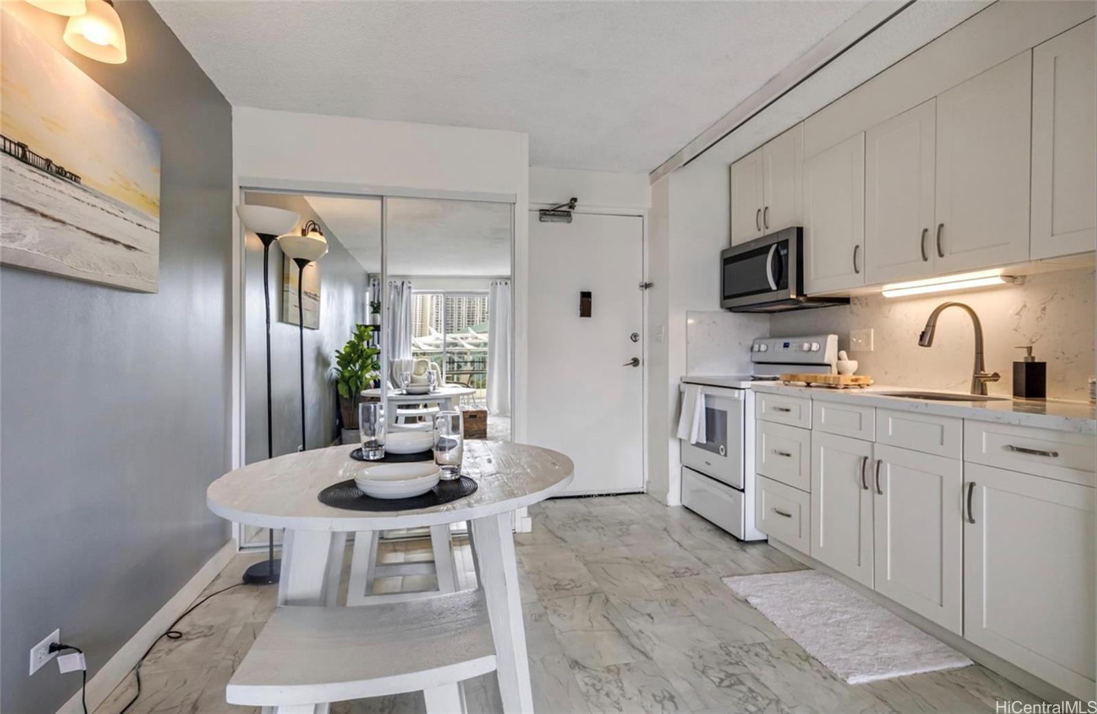 1655 Makaloa Street  Unit 812