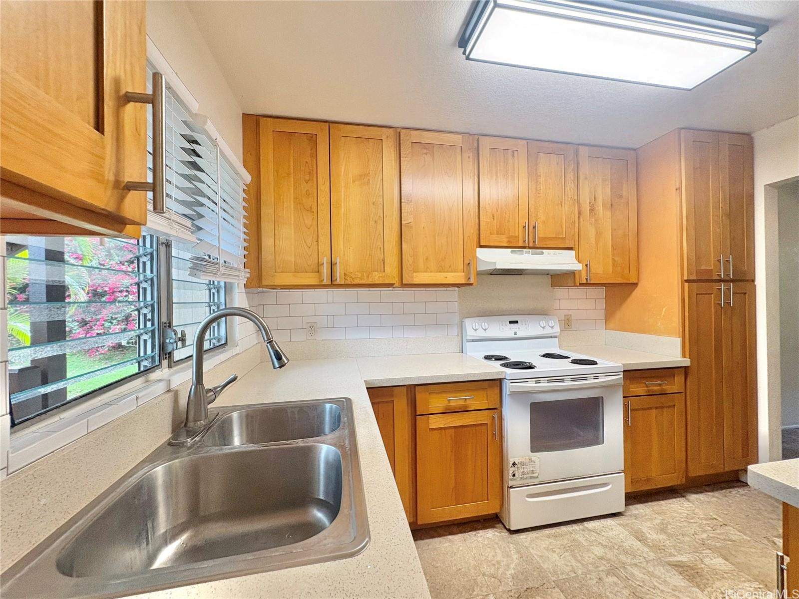96-216 Waiawa Road  Unit 75