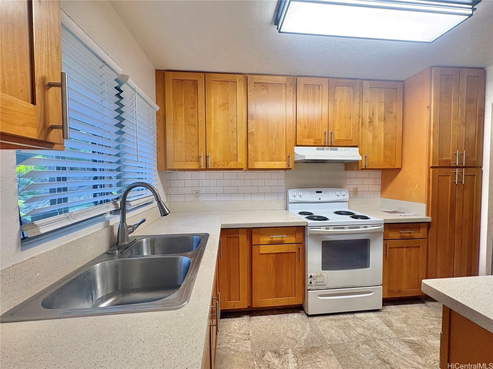 96-216 Waiawa Road  Unit 75