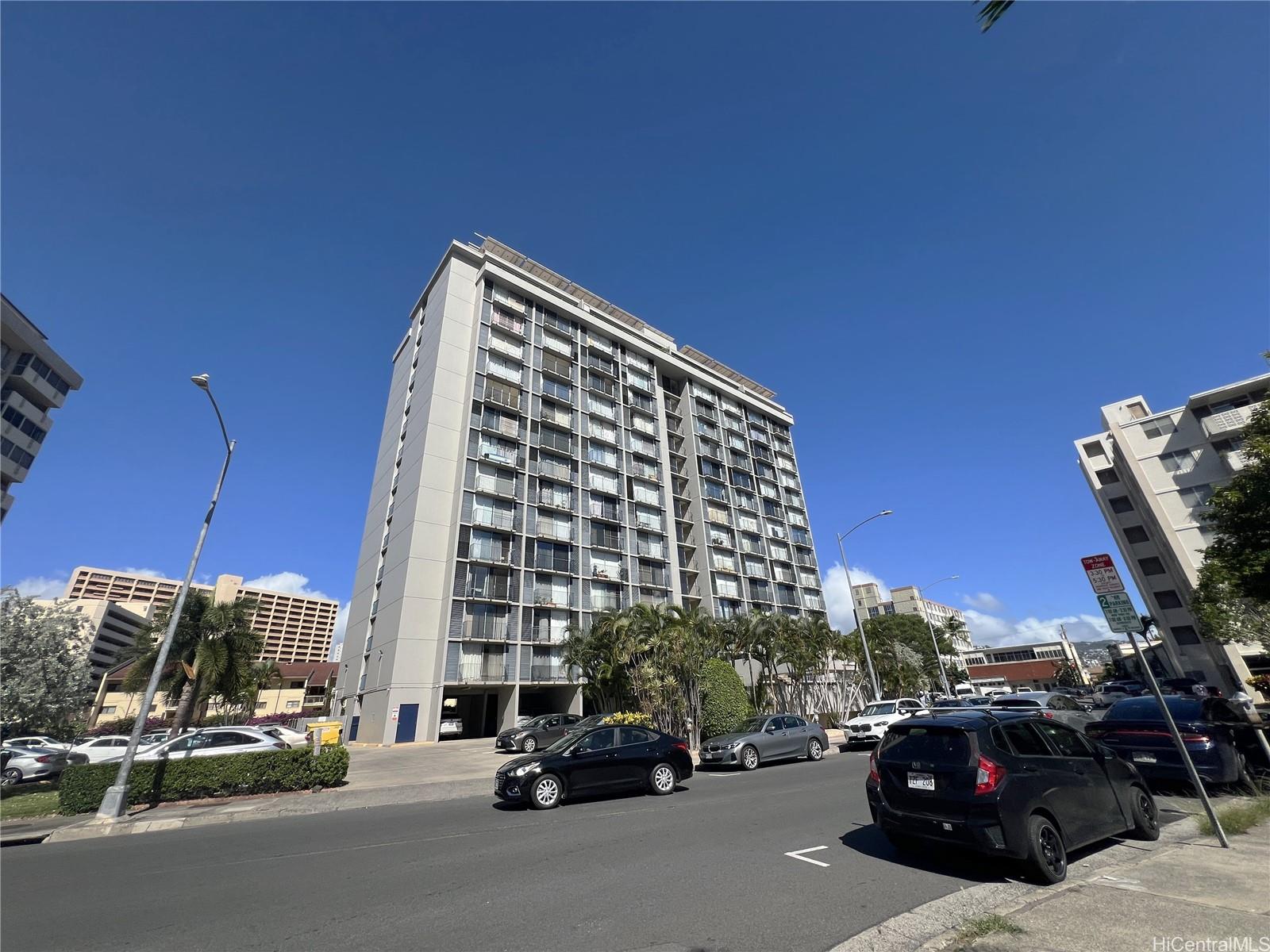 1650 Kanunu Street 1203
