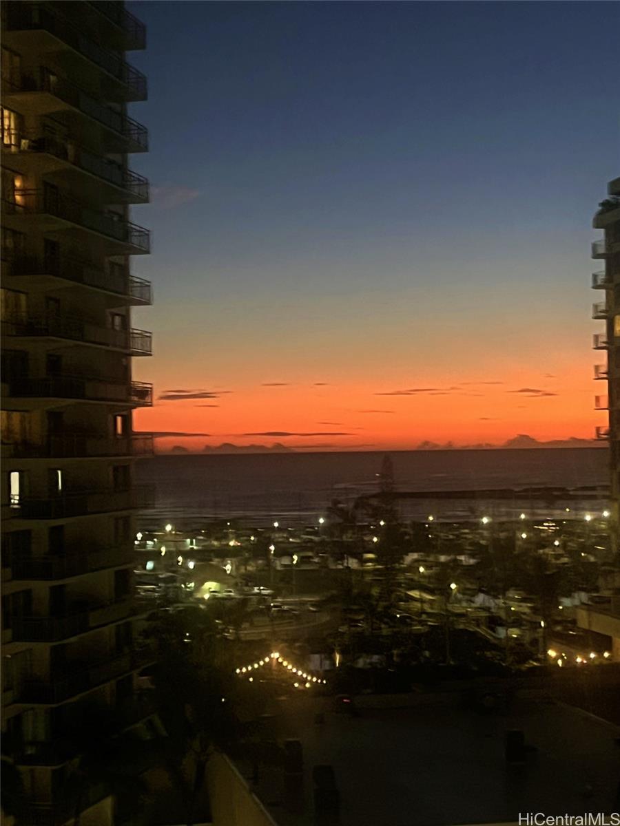 1778 Ala Moana Boulevard 1211
