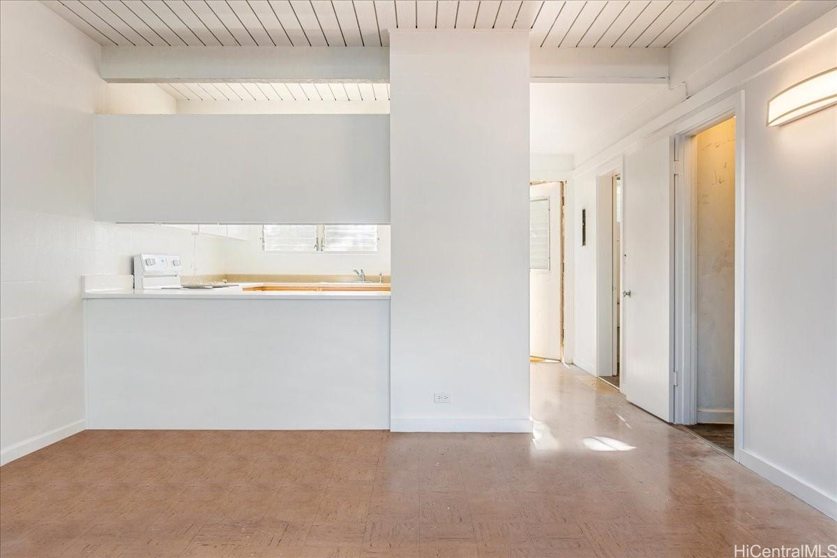 4906 Kilauea Avenue  Unit 2
