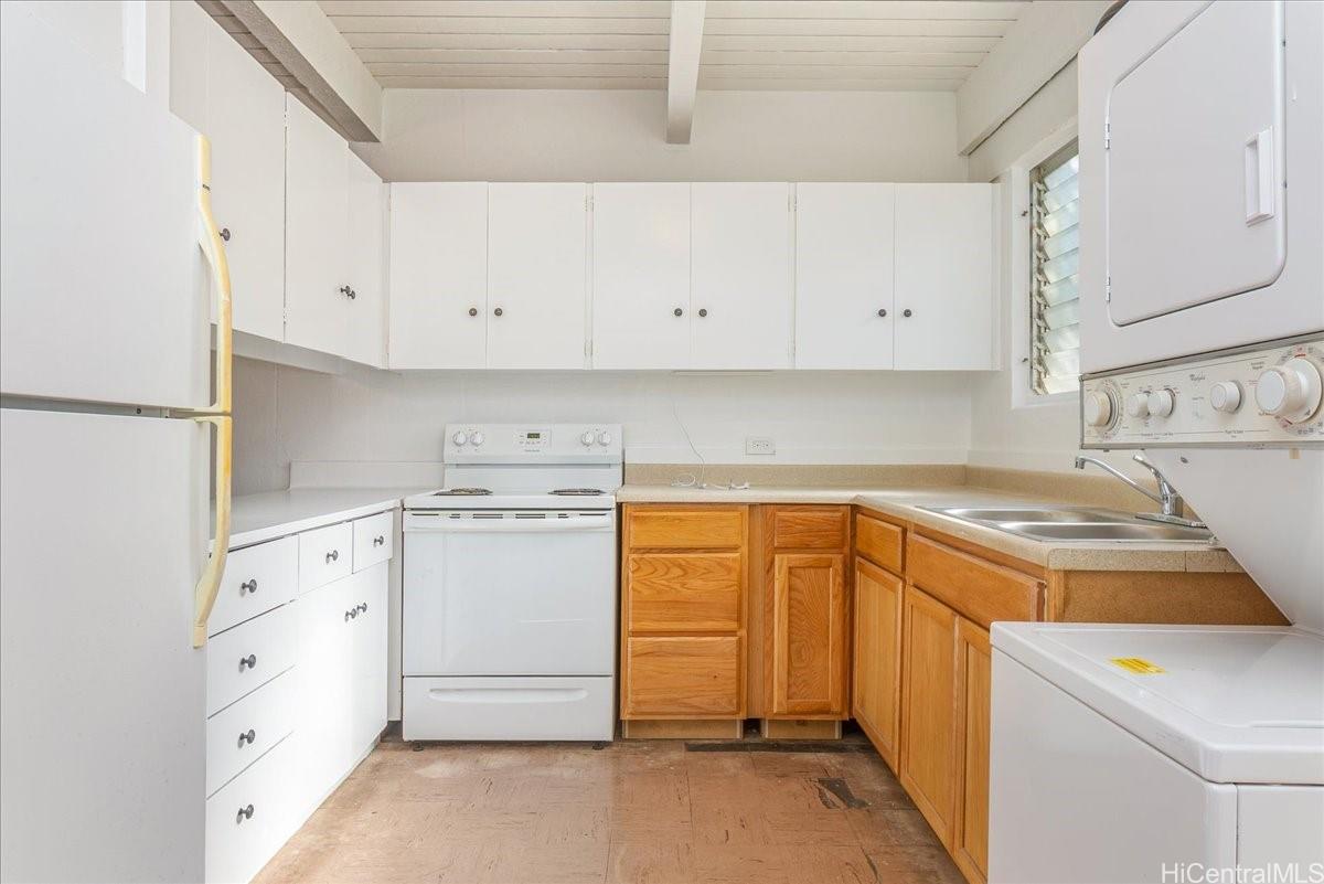 4906 Kilauea Avenue  Unit 2