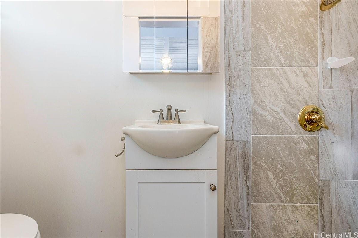 4906 Kilauea Avenue  Unit 2