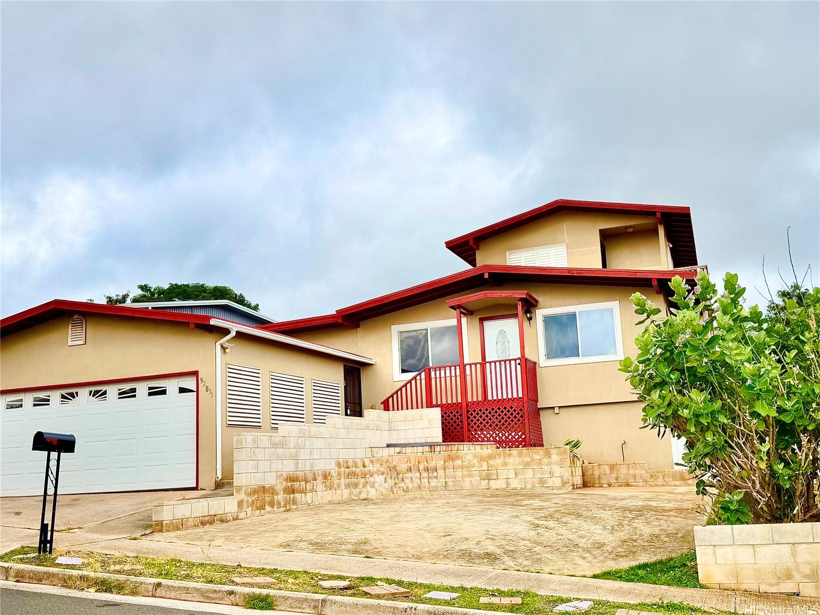 92-831 Wainohia Street