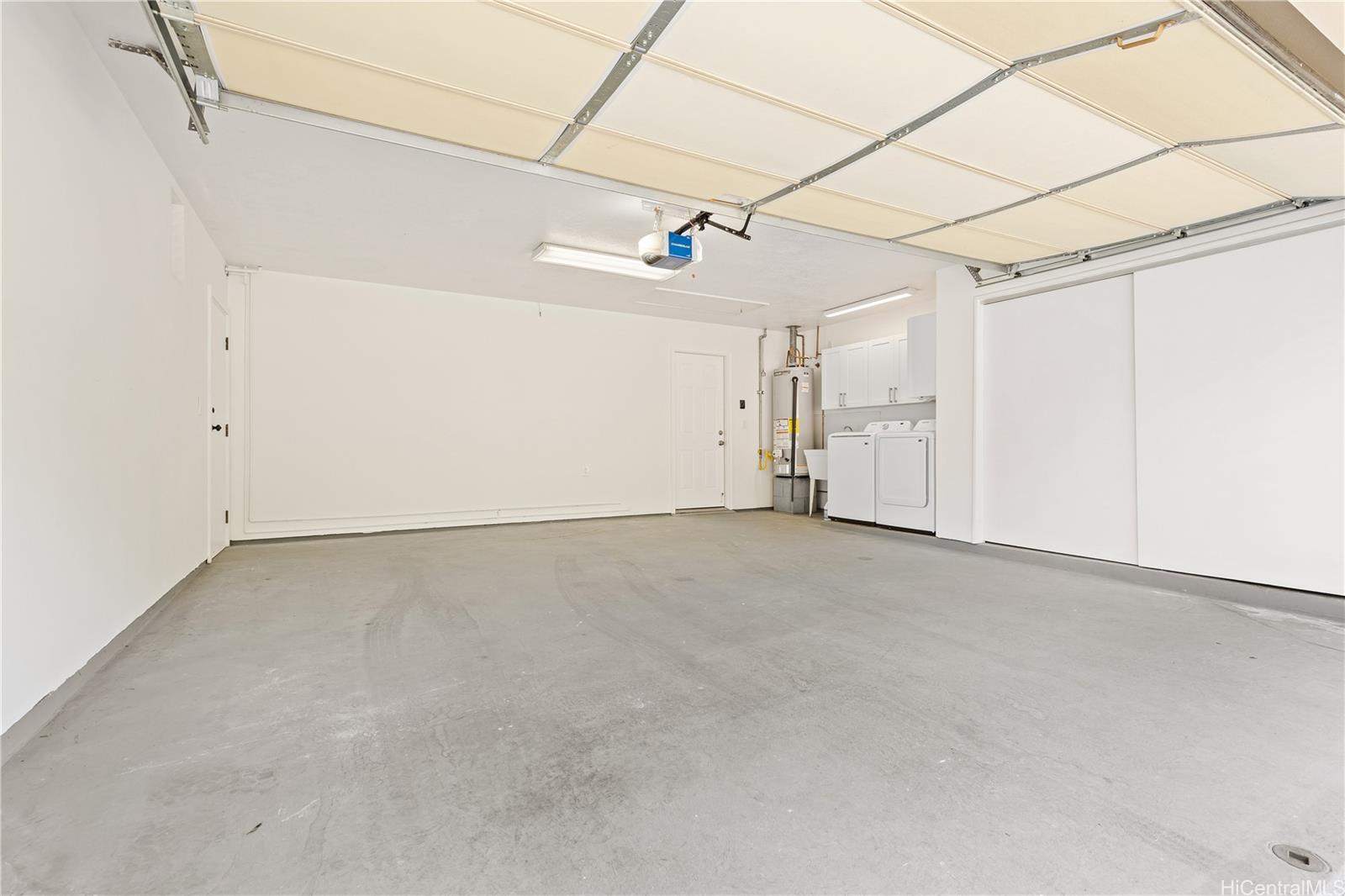 Photo 19 of 22