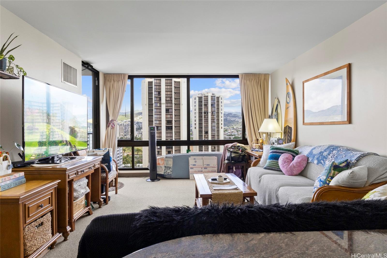 229 Paoakalani Avenue 1705