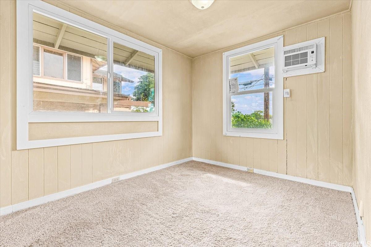Photo 15 of 25