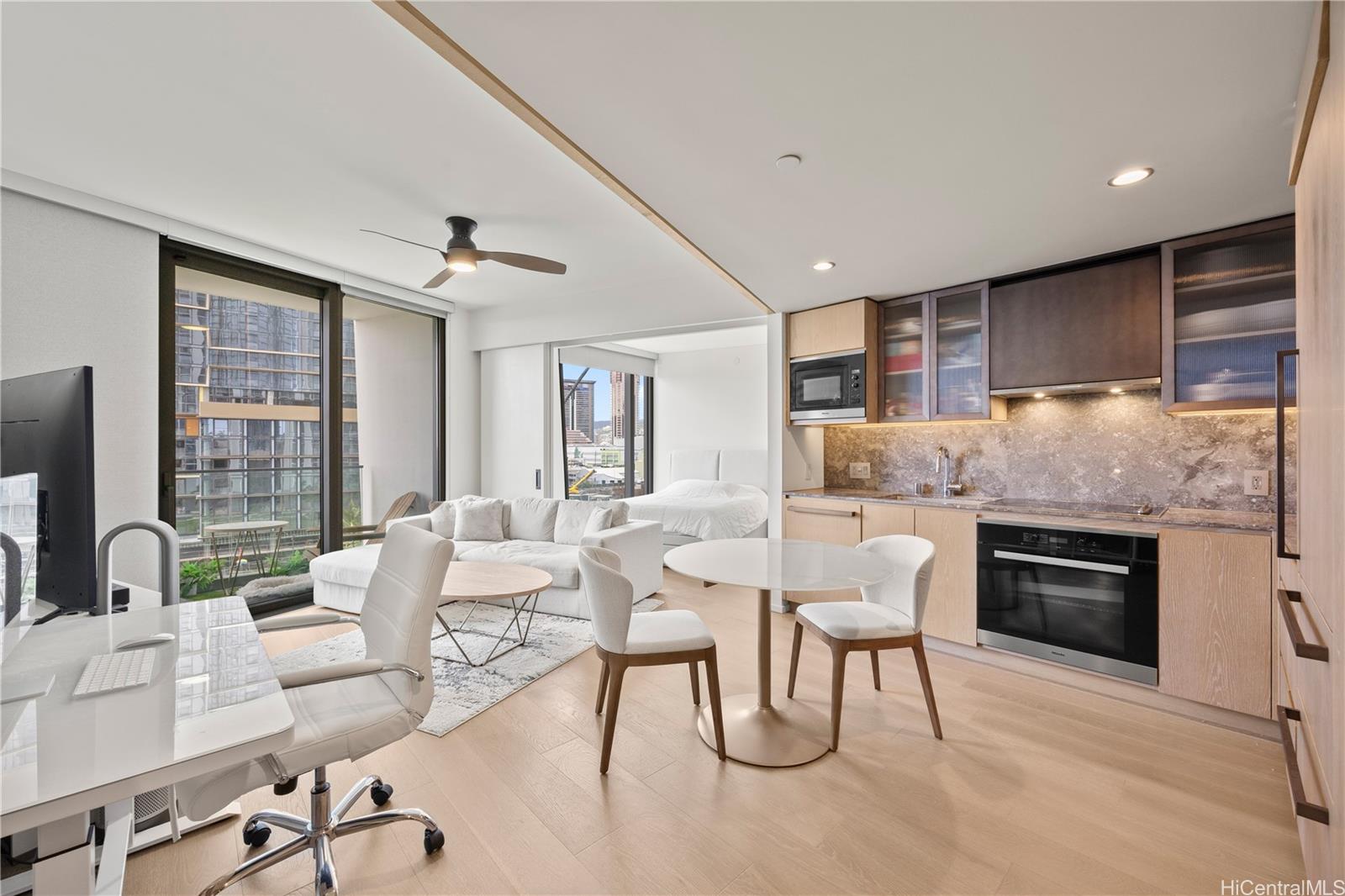 1000 Auahi Street 603