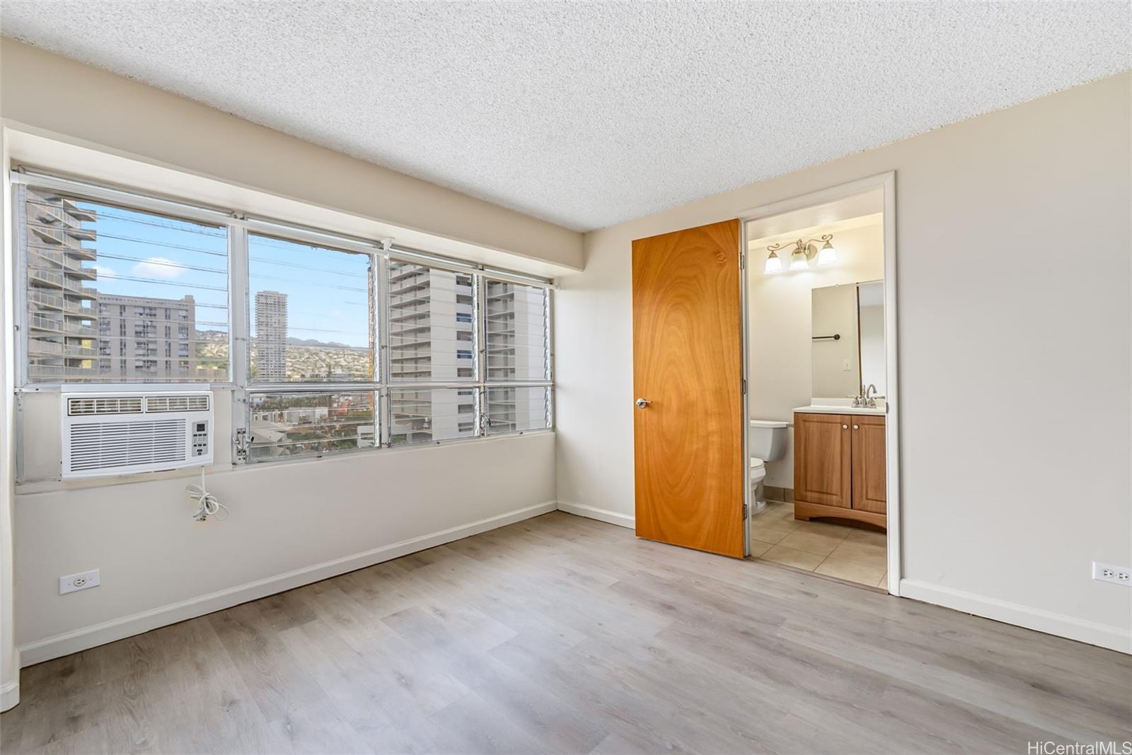 2525 Date Street  Unit 603