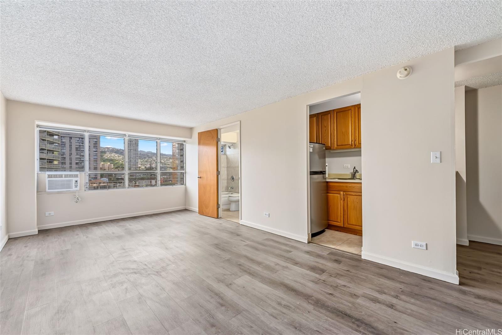 2525 Date Street  Unit 603