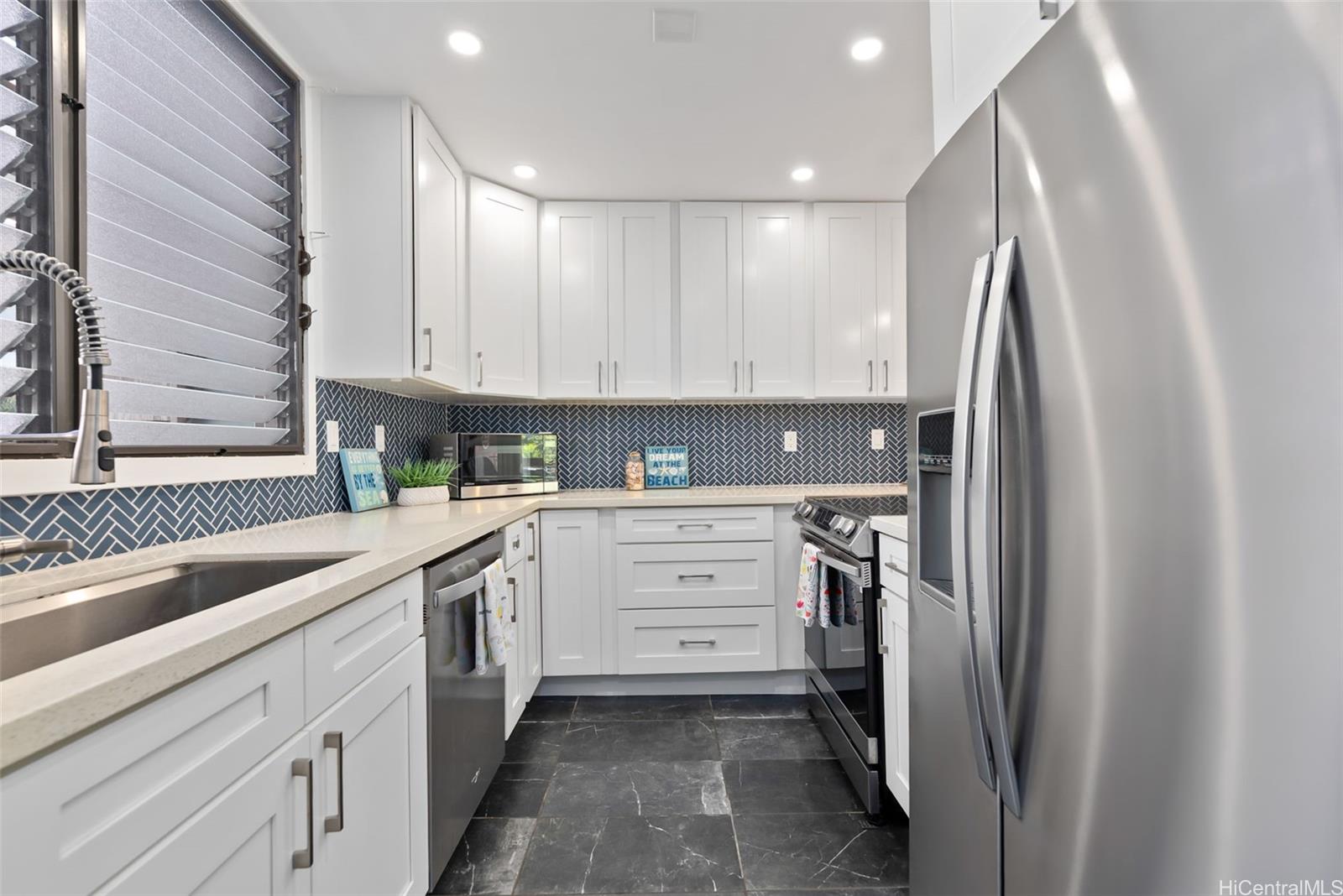 1015 Aoloa Place  Unit 243