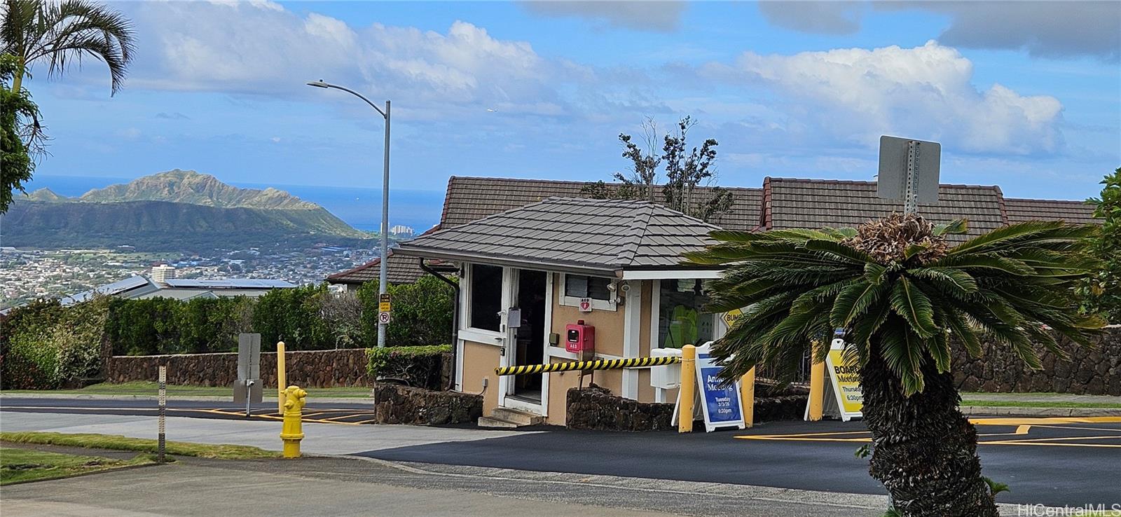 2138 Laukahi Street