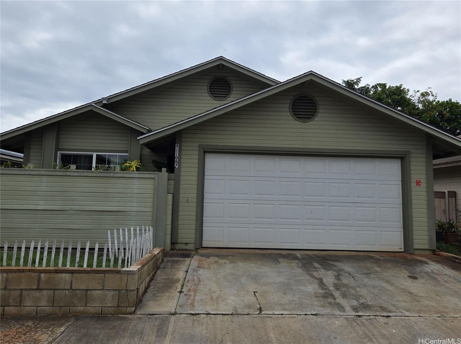 91-1087 Pohahawai Place