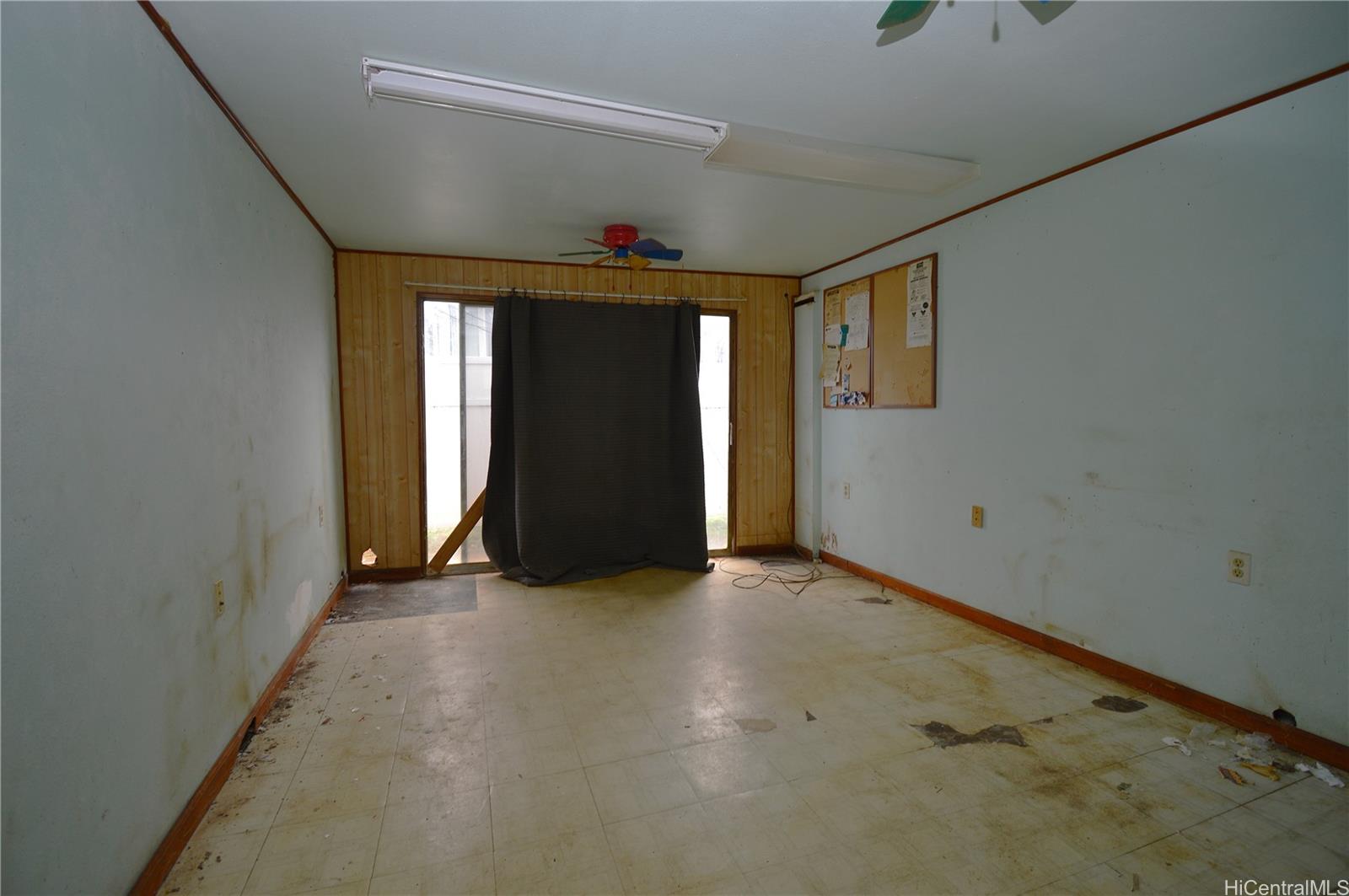 Photo 10 of 23