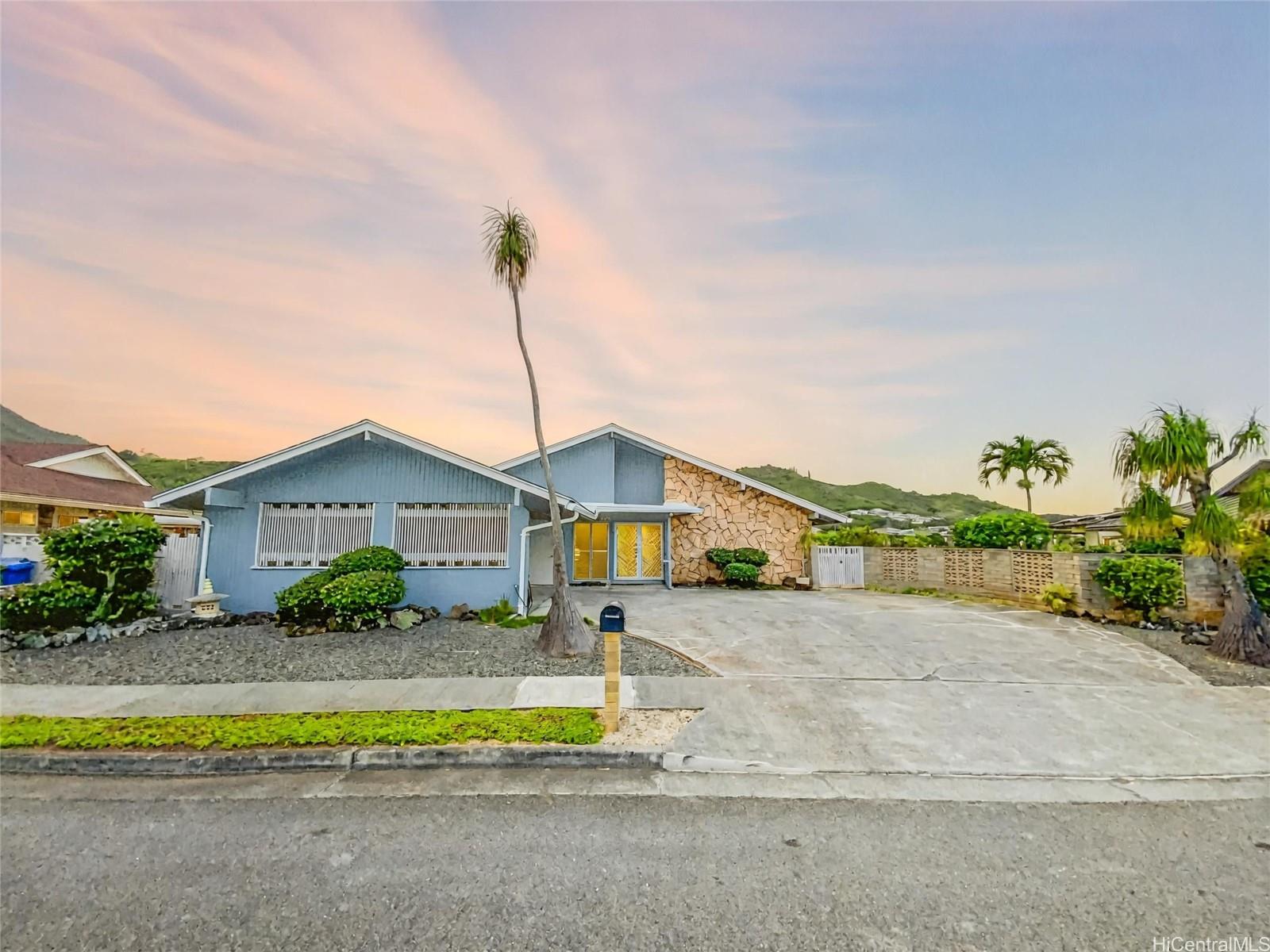 1166 Akuila Place