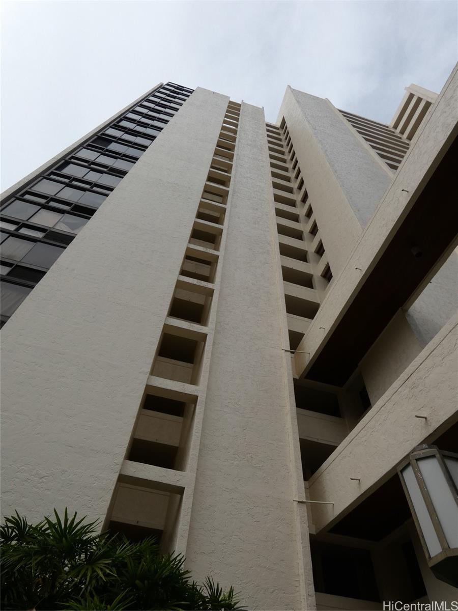 521 Hahaione Street 217K