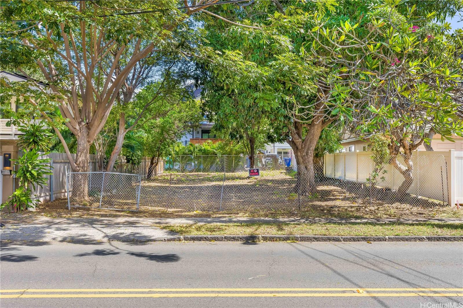 3016 Diamond Head Road