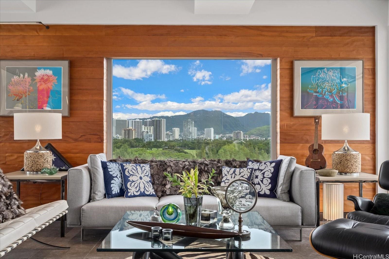 2979 Kalakaua Avenue  Unit 904