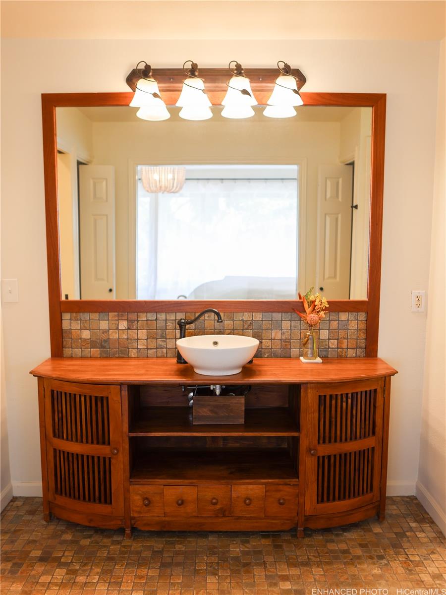 205 Kawaihae Street  Unit A6