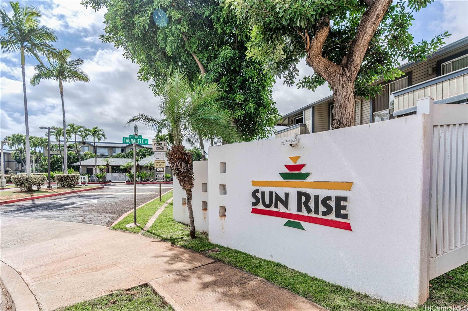91-213 Hanapouli Circle  Unit 37I